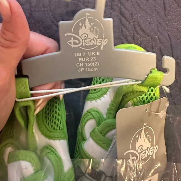 Disney NWT Toddler Boys Swim Water Shoes Size 7 Spider-Man Buzz Lightyear - Picture 5 of 5